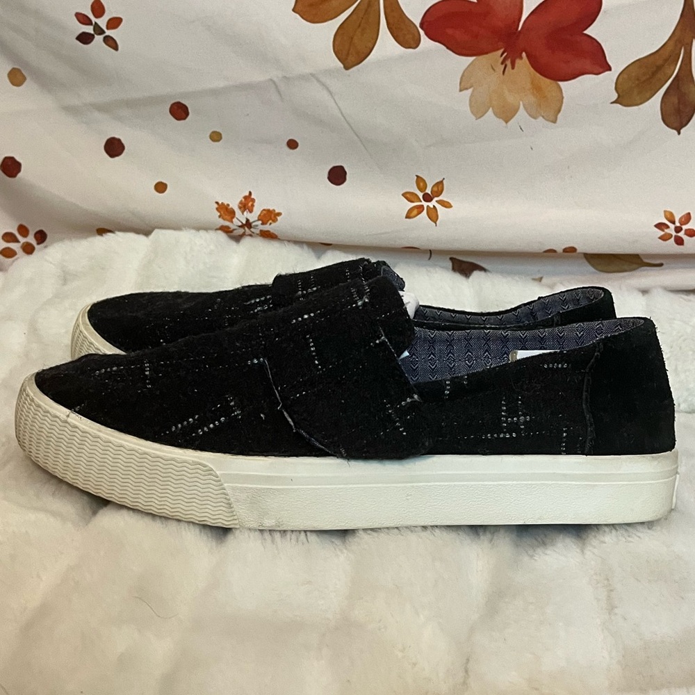 Toms Women’s 8.5 Black Felt Business Casual Androgynous Spring Fall Shoe Sneaker